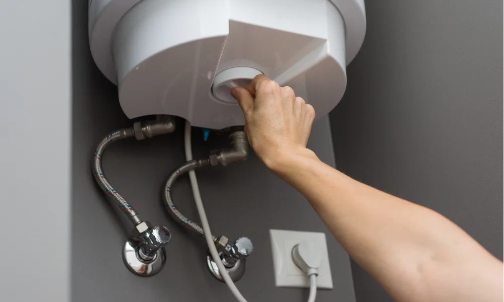 can tankless water heater be installed outside
